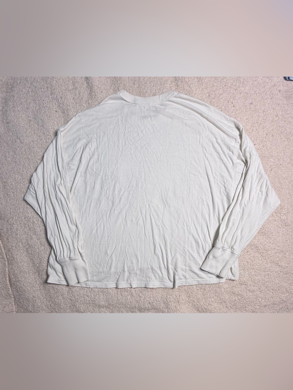 Aerie Happy Snit Pocket T-Shirt Oversized Cream Long-Sleeve Pocket Tee Sz large - Picture 4 of 7